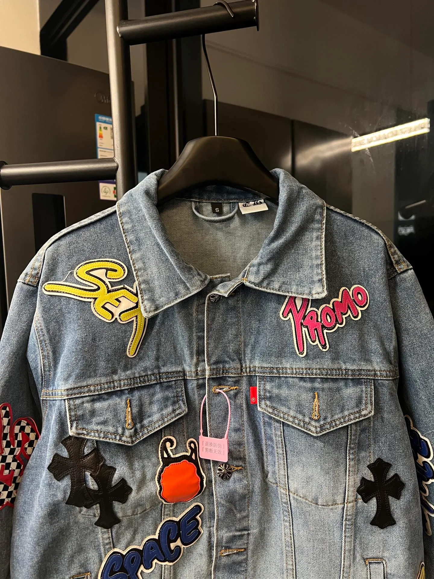 P350 [next day] Chrome Heart/Chrome Heart 26FW multi-element anime little devil denim jacket (blue) Size: 46 48 50 52 (s-xl corresponding) Detailed sizes can be found in Figure 9